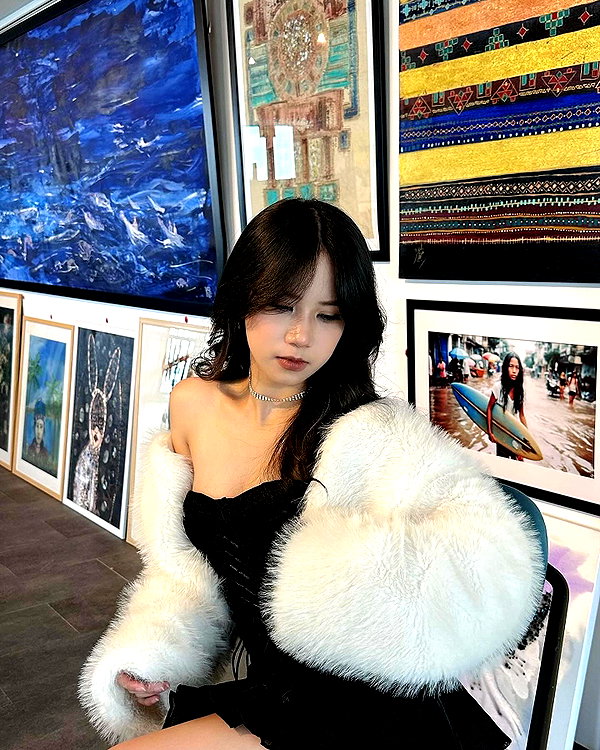 lyhythuedoxinh instagram image archive image