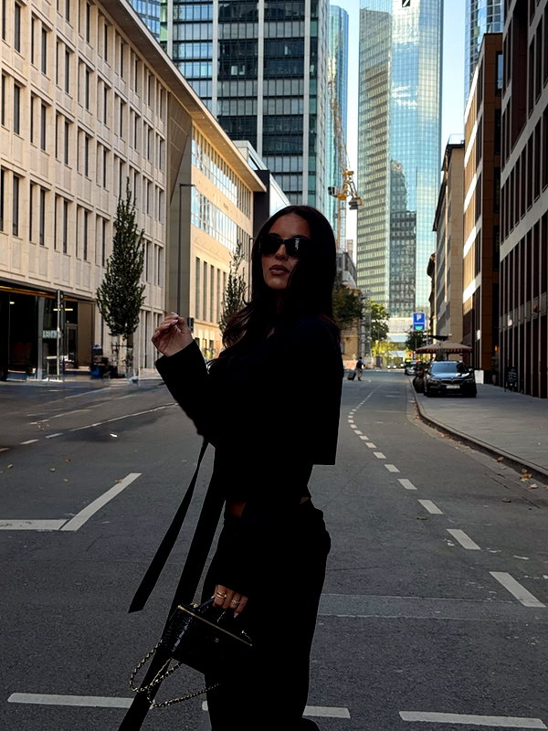 zoeliss instagram image archive image