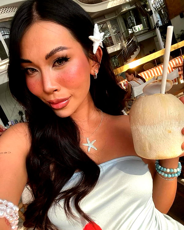 lyhythuedoxinh instagram image archive image