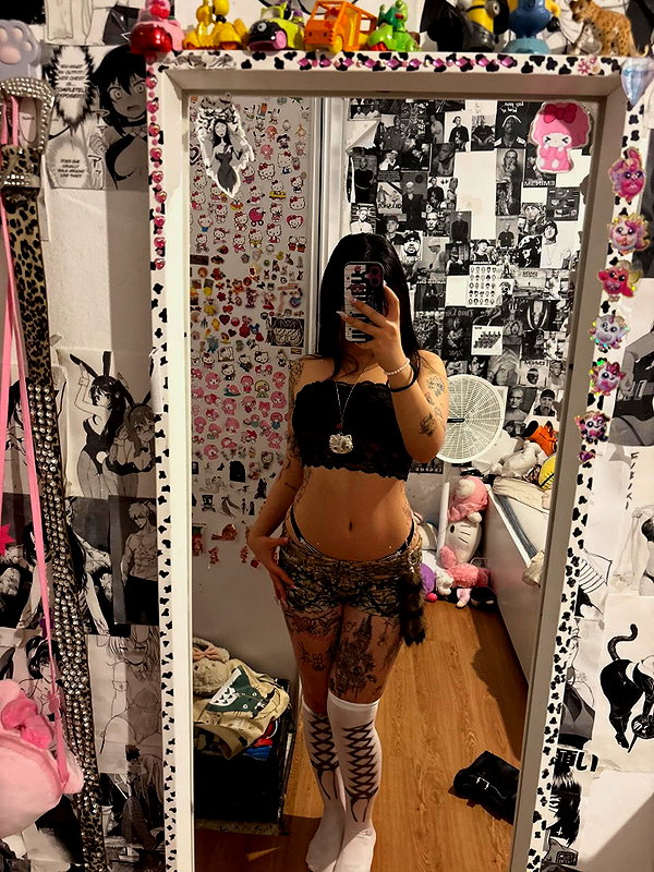 hellokittyangel666 instagram image archive image
