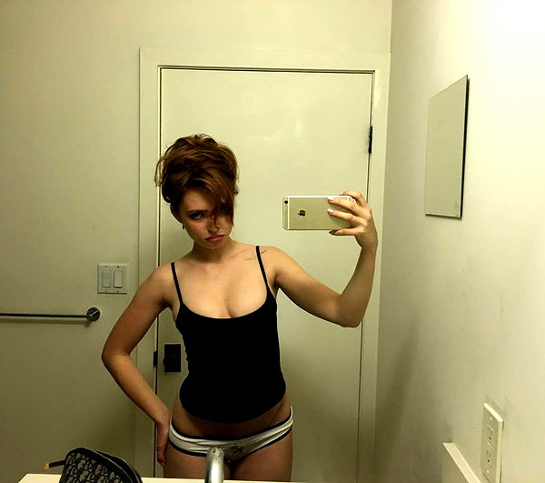 renatarrii instagram image archive image