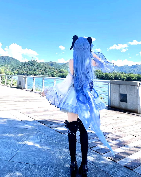 gallery_cosplayer instagram image archive image