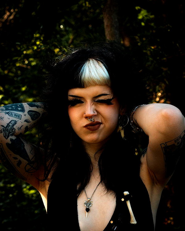 yeahimcaroline instagram image archive image