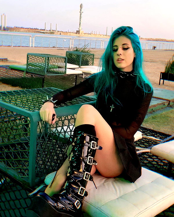 jadelaverne instagram image archive image