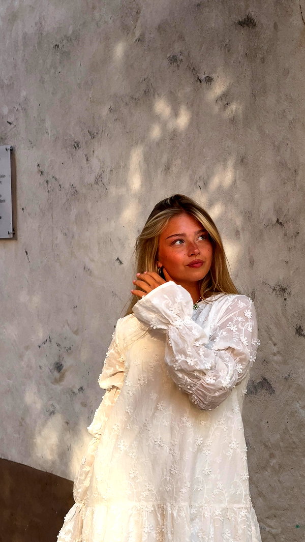 danamrts instagram image archive image
