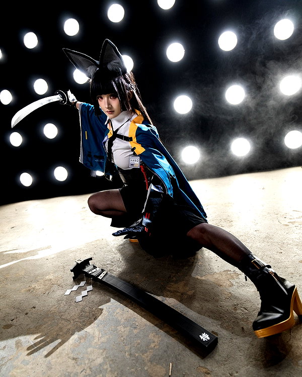 miee_cos instagram image archive image