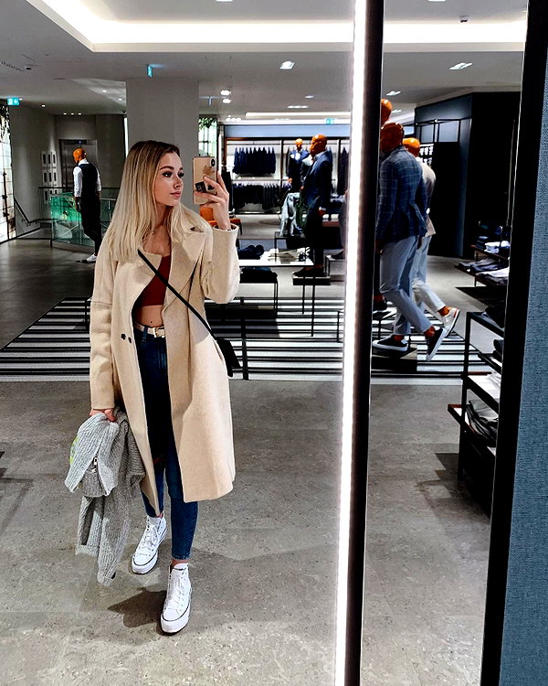 lilih instagram image archive image