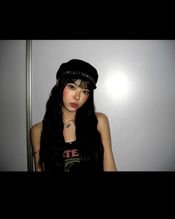 hhh.e_c.v instagram image archive image