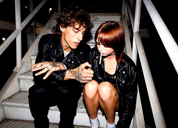 Archived image from @lolabllue on Instagram