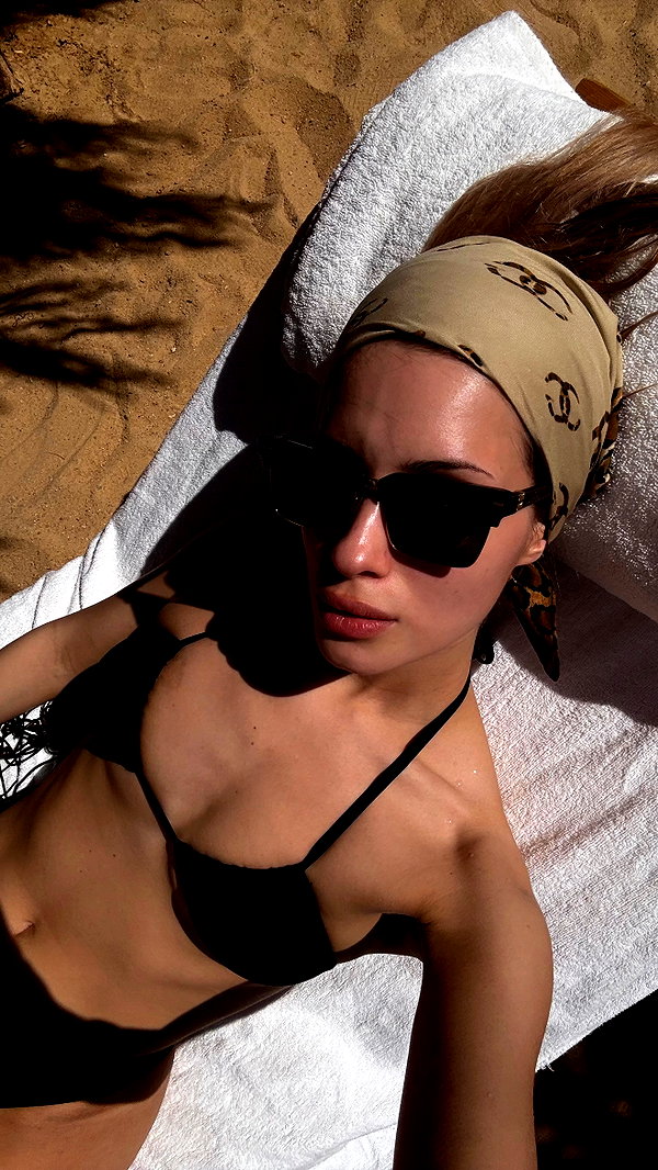 kkwwwv instagram image archive image