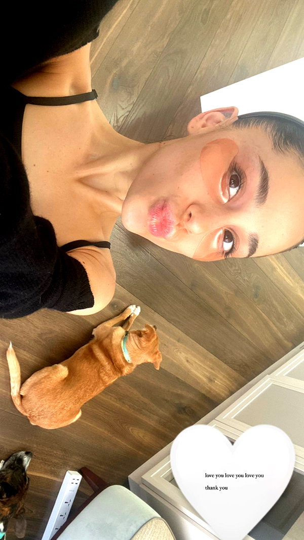 arianagrande instagram image archive image
