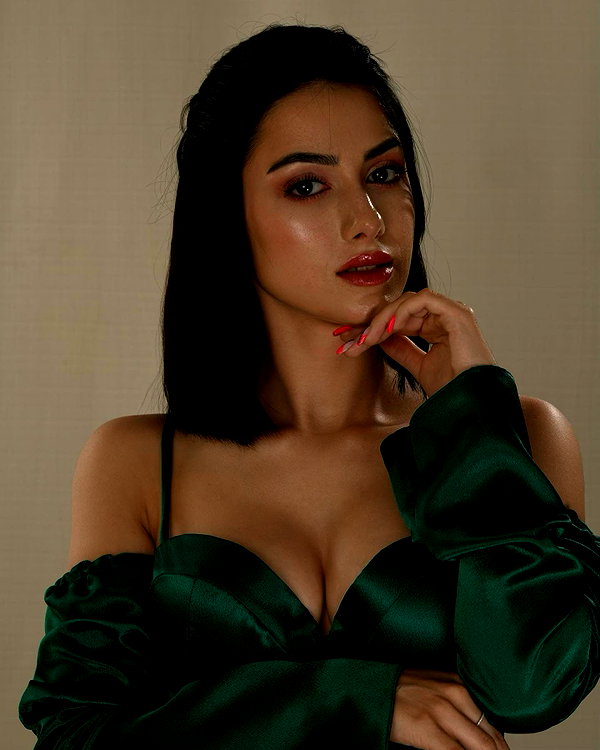 marii.a_v instagram image archive image
