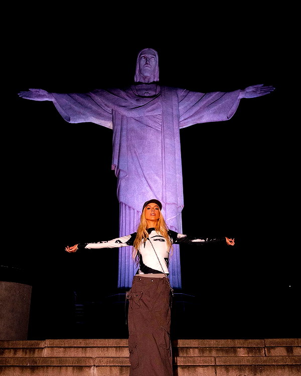 xtina instagram image archive image