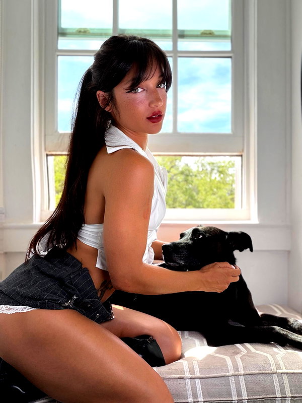 daniellebarnaa instagram image archive image