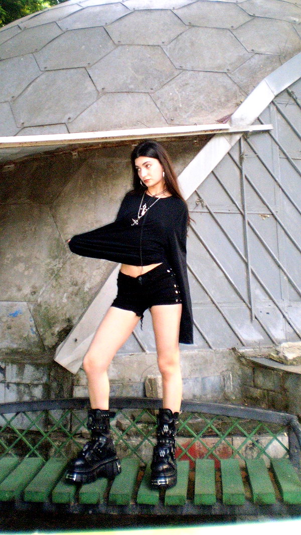 zarinamartinna archive image