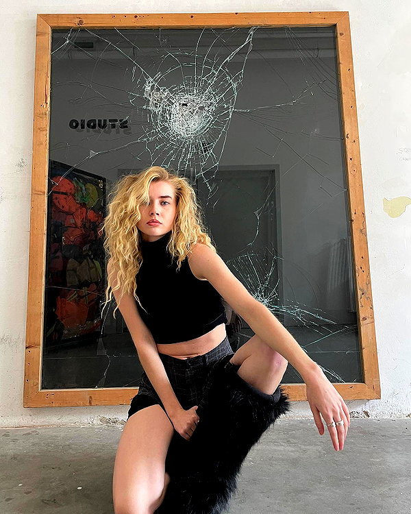 girlcalledluca instagram image archive image