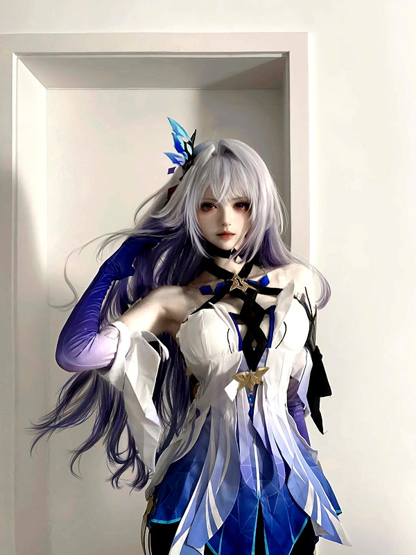 gallery_cosplayer instagram image archive image