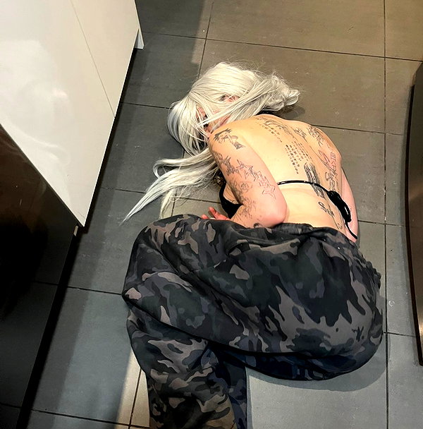 starzd3ad instagram image archive image