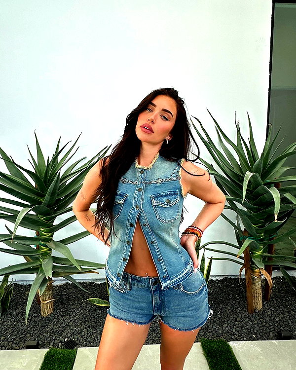 staskaranikolaou instagram image archive image