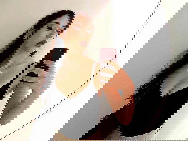 elianachetrit elianachetrit archive image