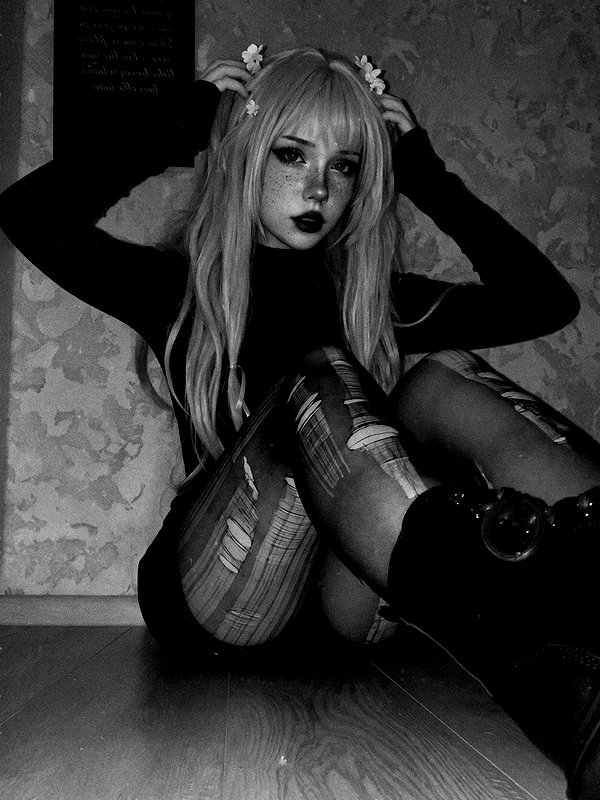 darlo.amy instagram image archive image