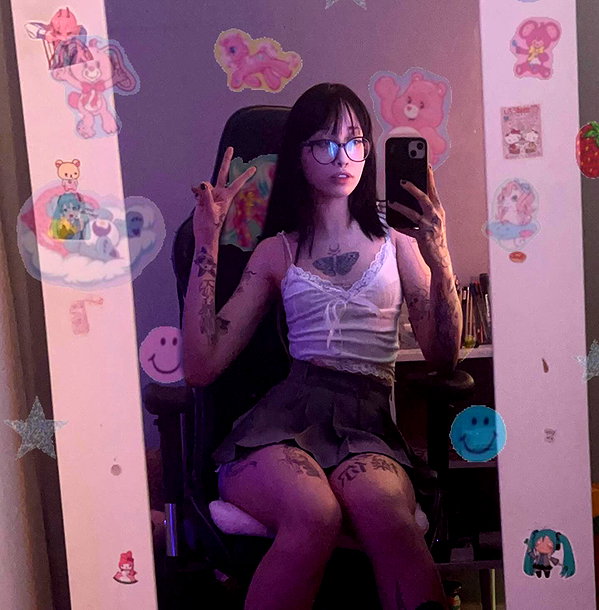 ambrzinha666 instagram image archive image
