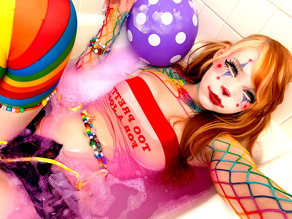 lola.luvgood instagram image archive image