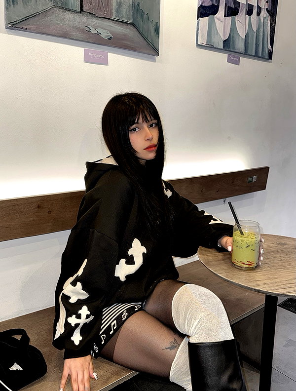 connie.01j instagram image archive image