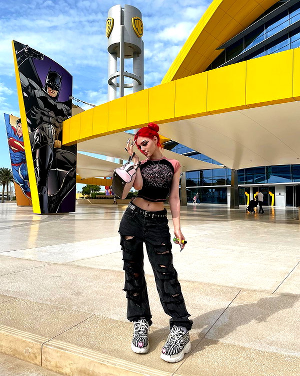 vik4au instagram image archive image