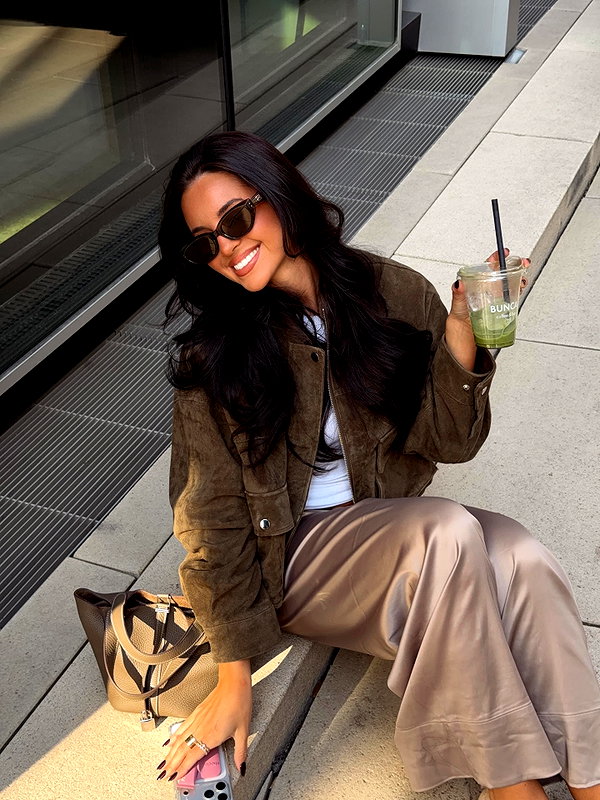 zoeliss instagram image archive image