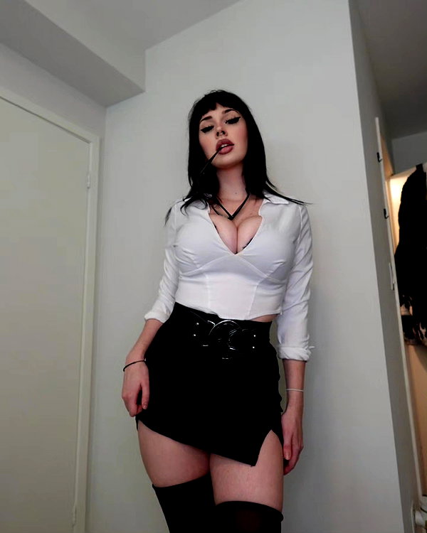 rixiadigivolved instagram image archive image