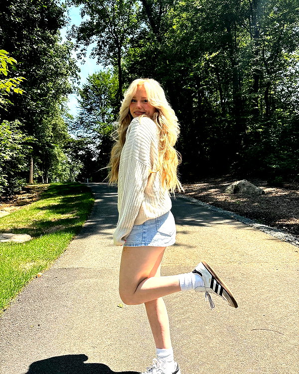 olivia.bolgerr instagram image archive image