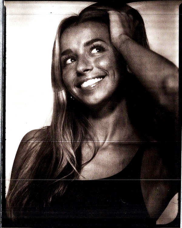 sadieemckennaa instagram image archive image