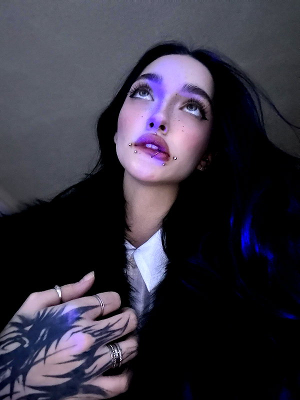 kriskaik instagram image archive image