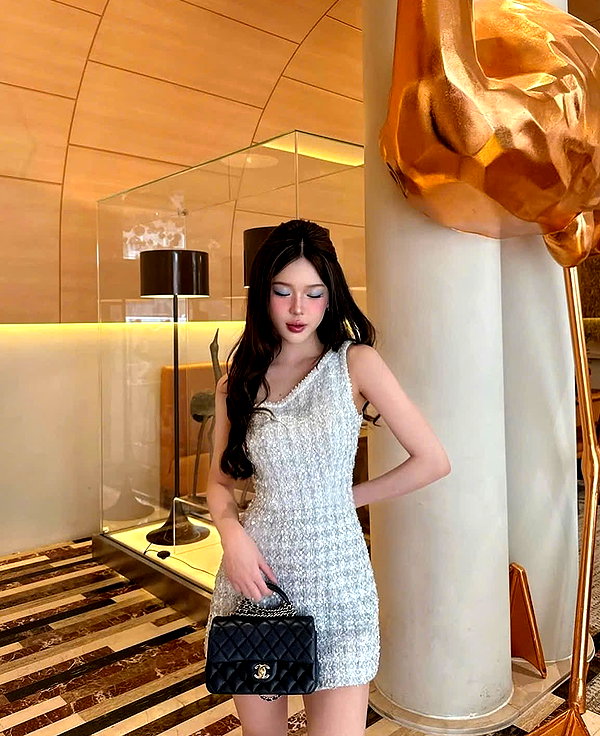 lyhythuedoxinh instagram image archive image