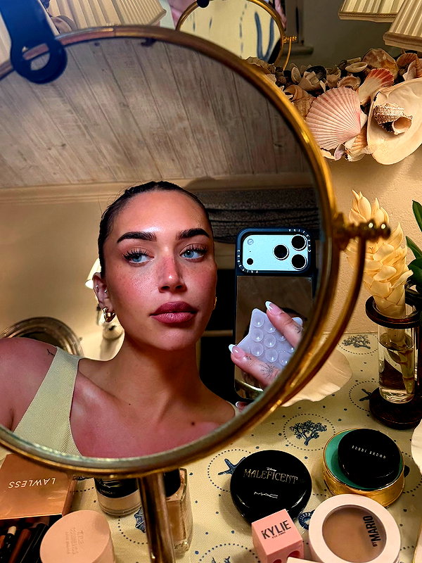 staskaranikolaou instagram image archive image
