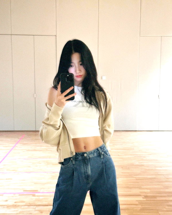 zuhazana instagram image archive image