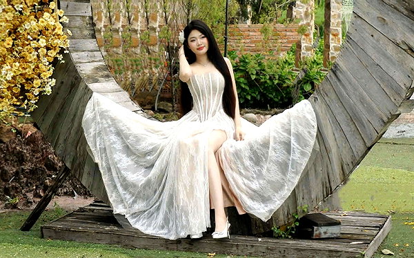 lyhythuedoxinh instagram image archive image