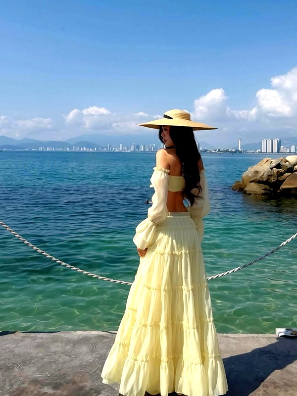 lyhythuedoxinh instagram image archive image