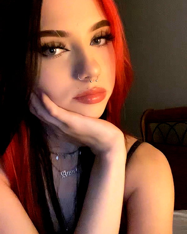 _roniira instagram image archive image