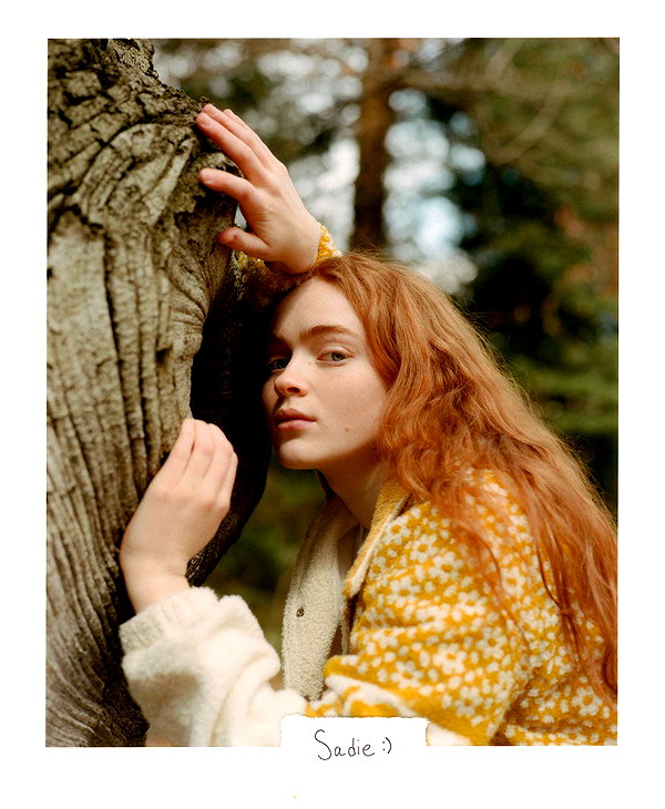 sadiesink_ instagram image archive image