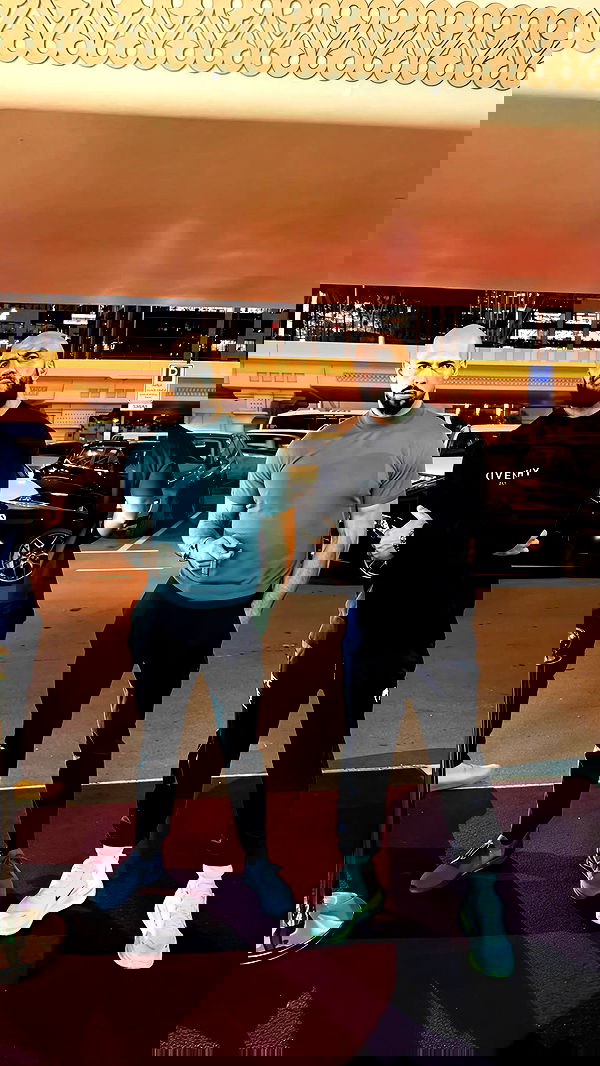 tateauraa tateauraa archive image