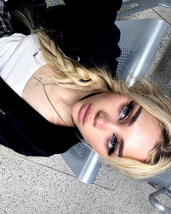 vik4au instagram image archive image