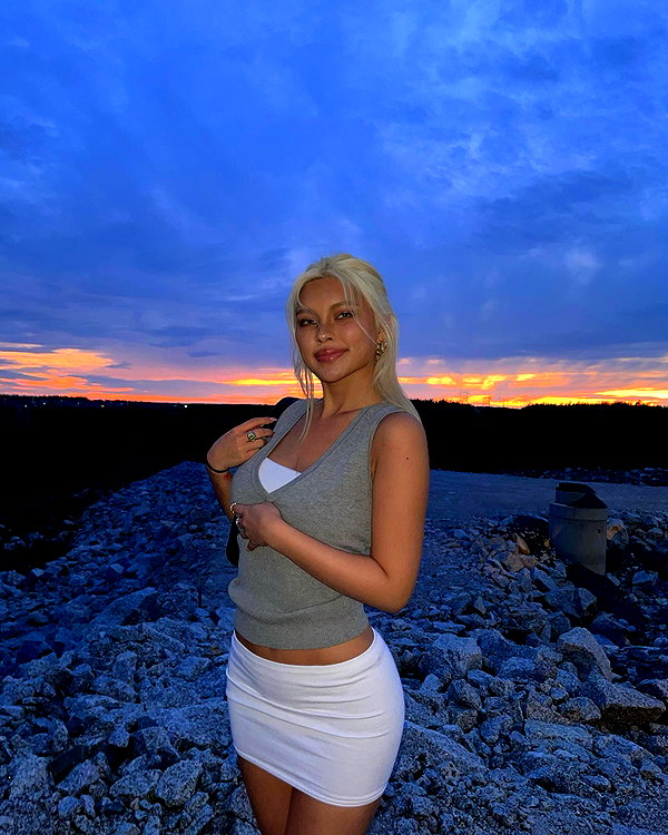 diakimeko instagram image archive image