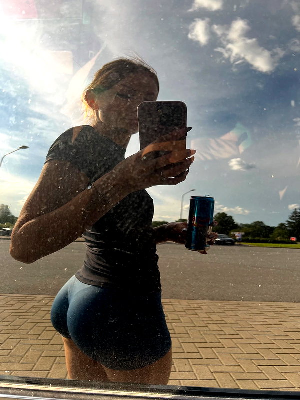 katrina.zaiceva instagram image archive image