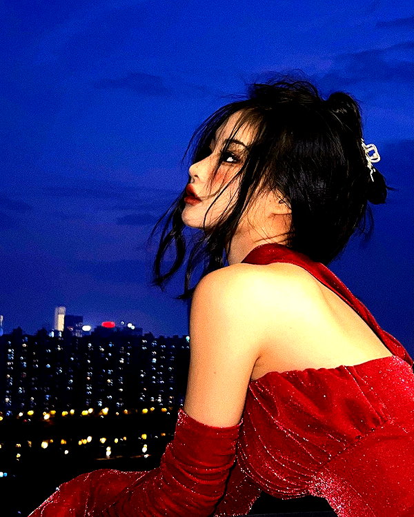ll.lu1s instagram image archive image