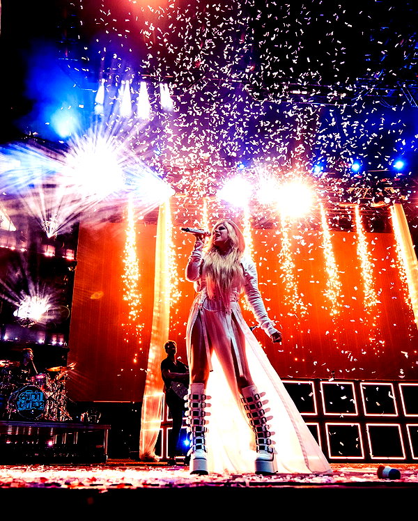 avrillavigne instagram image archive image