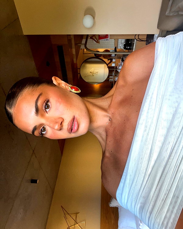dekota_thompson instagram image archive image