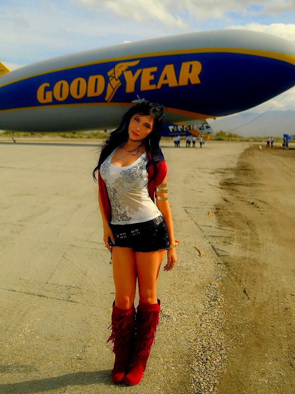 ellianawalmsley instagram image archive image