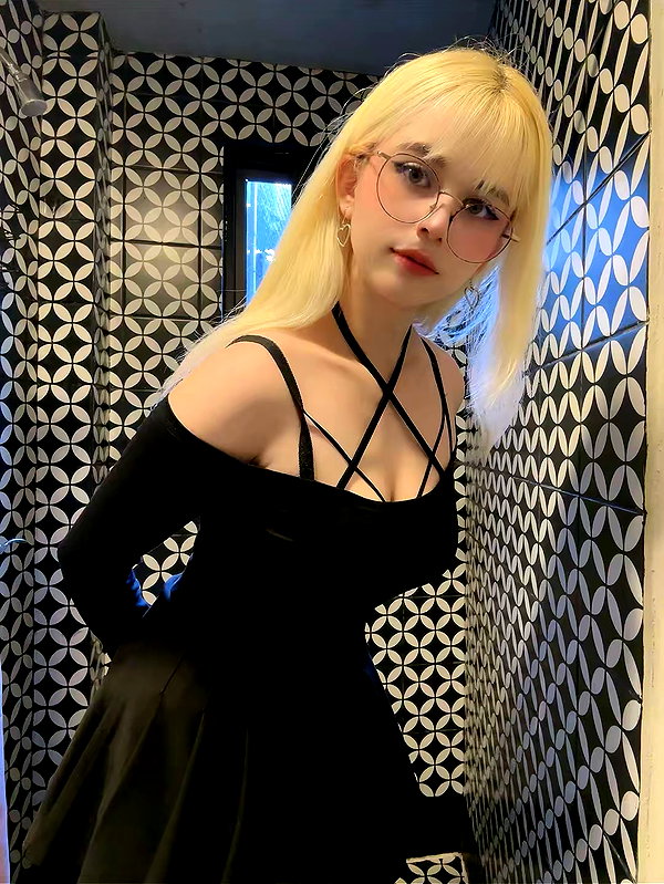 lulymakima instagram image archive image